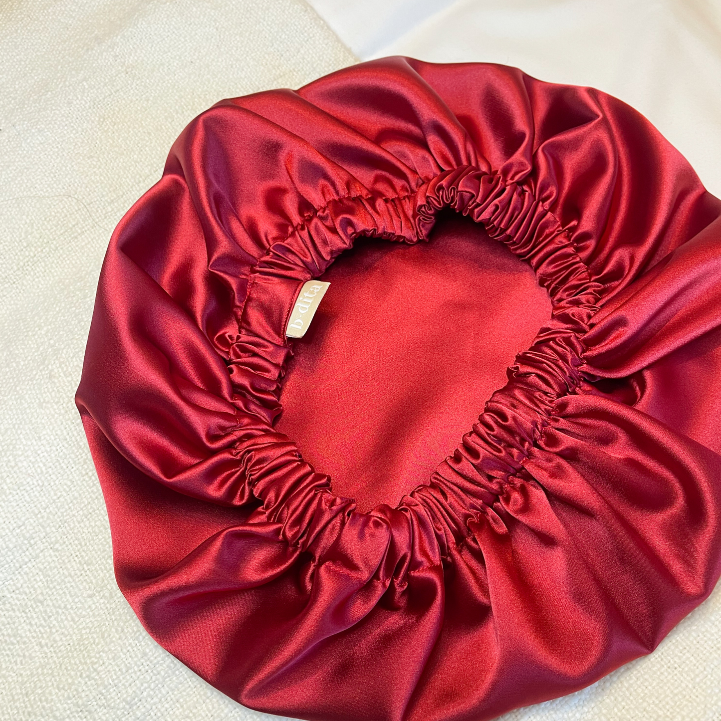 Touca Rouge 55cm